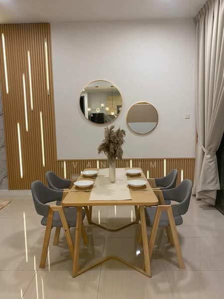 Kondominium untuk Disewa di One Cochrane Residence - Ivan Lim - Dining Room - PropertyGuru.com.my