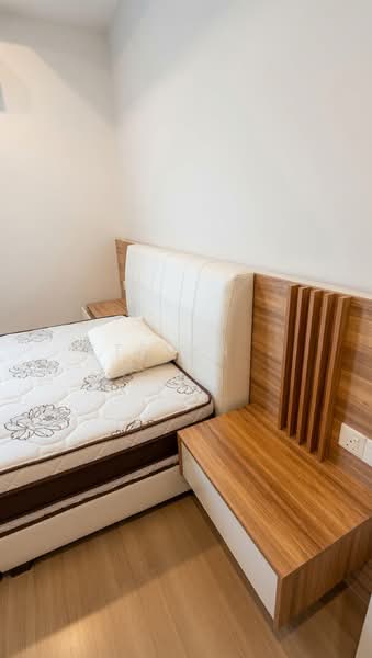 Kondominium untuk Dijual di Se7en @ Thompson Residences - Steven . - Bedroom - PropertyGuru.com.my