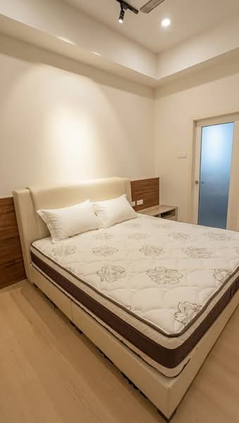 Kondominium untuk Dijual di Se7en @ Thompson Residences - Steven . - Bedroom - PropertyGuru.com.my