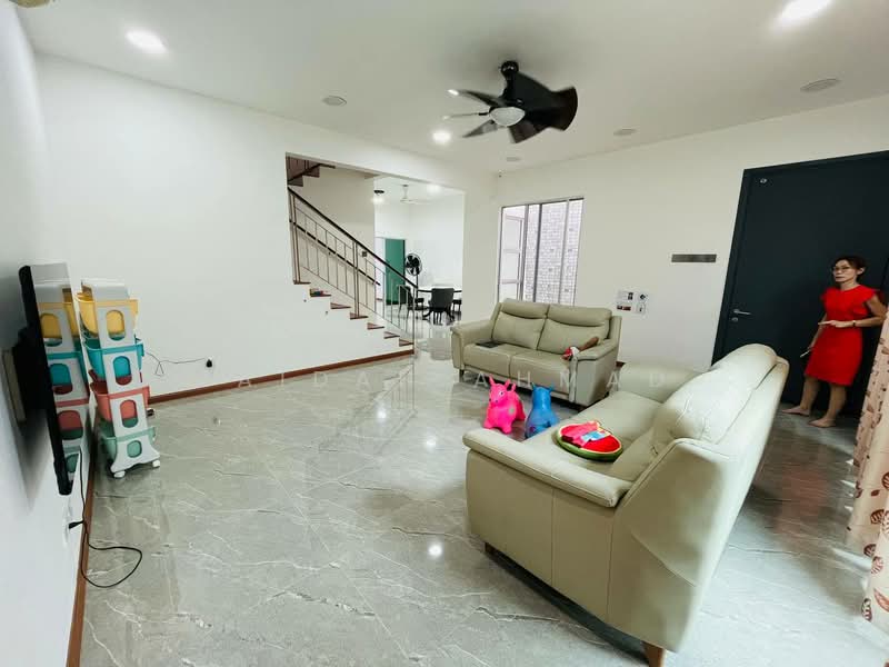 2-storey Terraced House for Rent in Alam Impian (Shah Alam) - Zaidah Ahmad - Living Room - PropertyGuru.com.my
