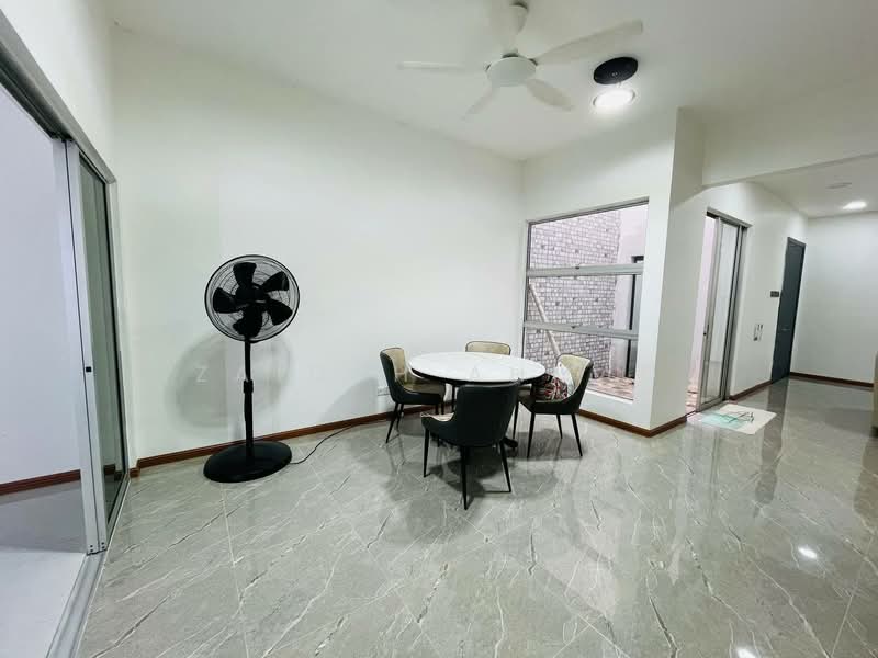 2-storey Terraced House for Rent in Alam Impian (Shah Alam) - Zaidah Ahmad - Dining Room - PropertyGuru.com.my