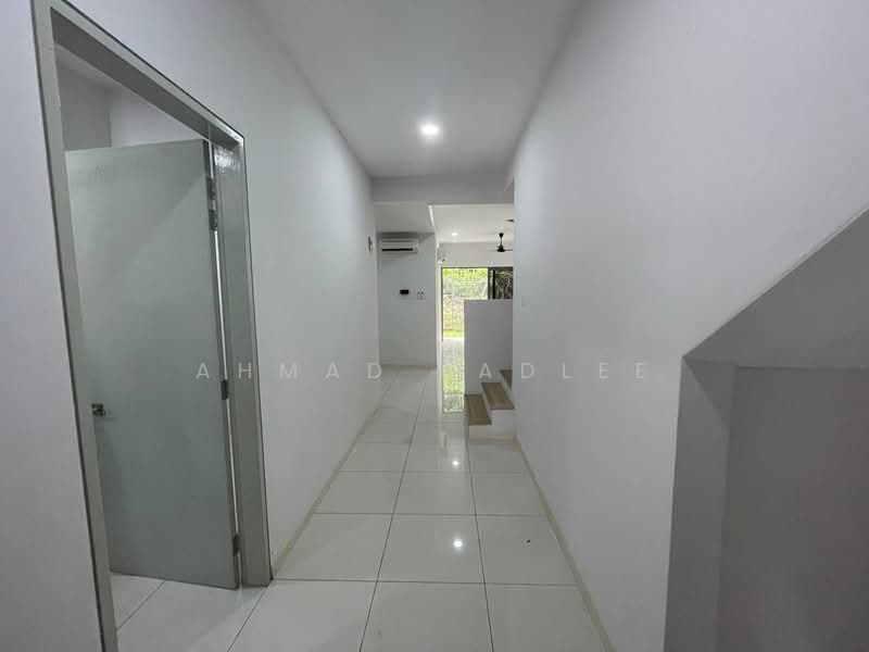 Rumah Bandar untuk Dijual di Petaling Jaya (Selangor) - Ahmad Fadlee - PropertyGuru.com.my