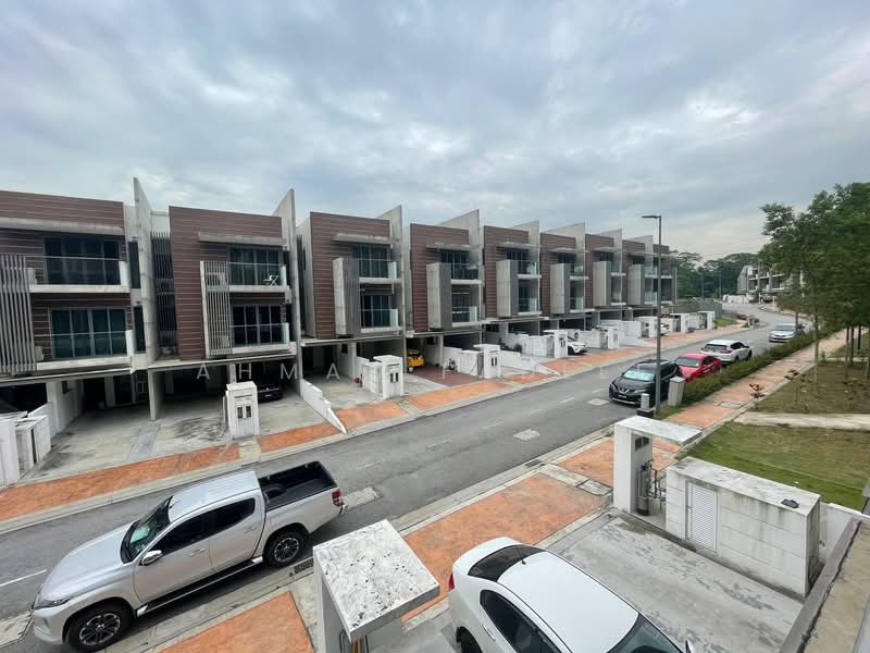 Rumah Bandar untuk Dijual di Petaling Jaya (Selangor) - Ahmad Fadlee - PropertyGuru.com.my