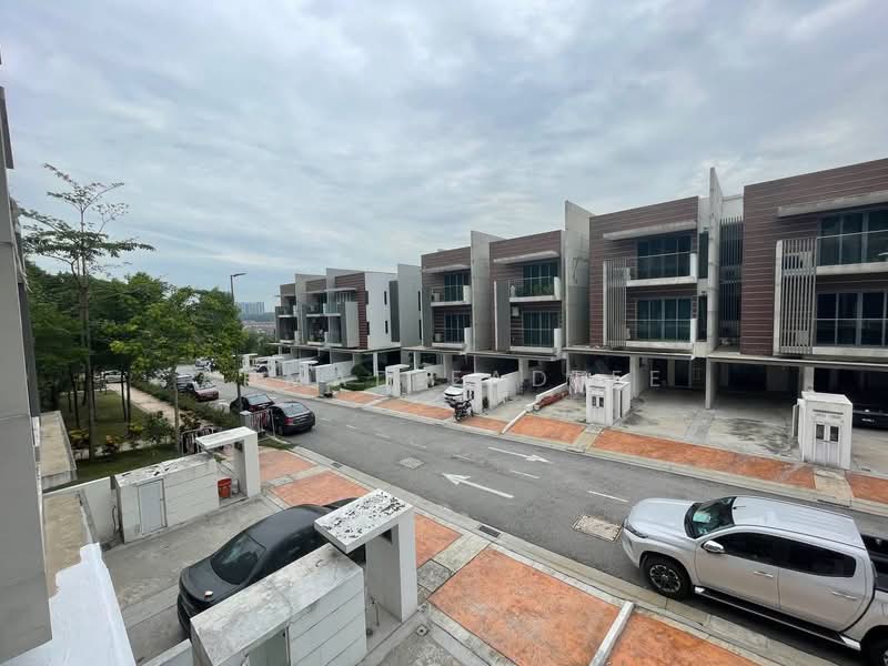 Rumah Bandar untuk Dijual di Petaling Jaya (Selangor) - Ahmad Fadlee - PropertyGuru.com.my