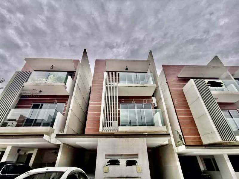 Rumah Bandar untuk Dijual di Petaling Jaya (Selangor) - Ahmad Fadlee - PropertyGuru.com.my