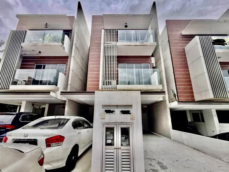 Rumah Bandar untuk Dijual di Petaling Jaya (Selangor) - Ahmad Fadlee - PropertyGuru.com.my