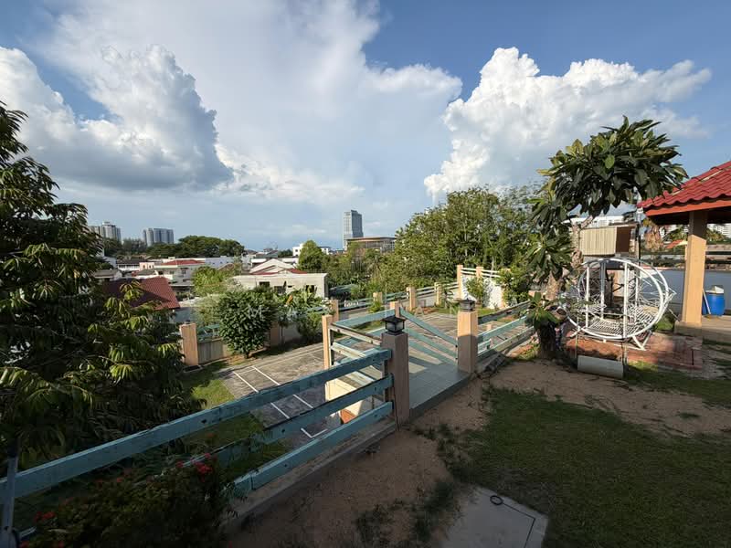 Rumah Berkembar untuk Dijual di Gelugor (Penang) - May Tan - Exterior - PropertyGuru.com.my