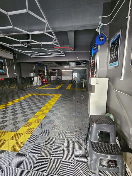 Shop for Rent in Bandar Baru Permas Jaya (Permas Jaya) - Nick Low - Car Park - PropertyGuru.com.my