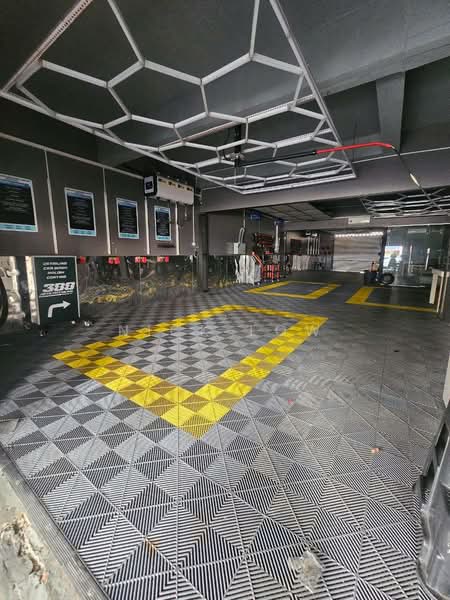 Shop for Rent in Bandar Baru Permas Jaya (Permas Jaya) - Nick Low - Car Park - PropertyGuru.com.my