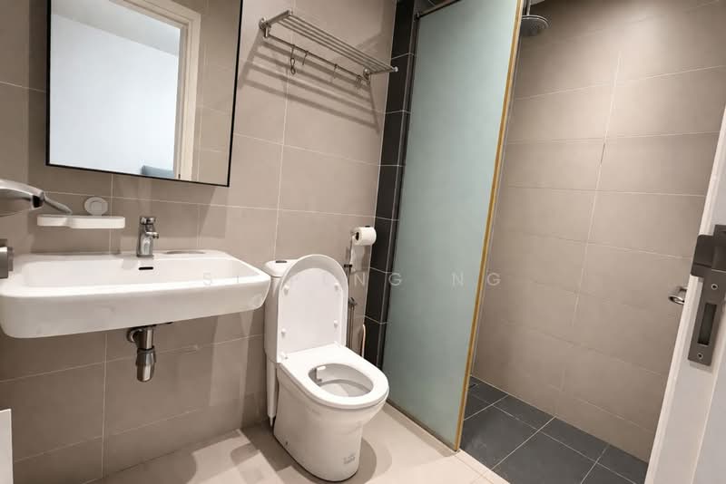 3-storey Terraced House for Sale in Taman Bukit Serdang (Seri Kembangan) - Si Peng Ng - Bathroom - PropertyGuru.com.my
