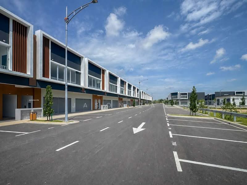 Kedai / Pejabat untuk Disewa di Bandar Serenia (Dengkil) - Jason Tan - Exterior - PropertyGuru.com.my