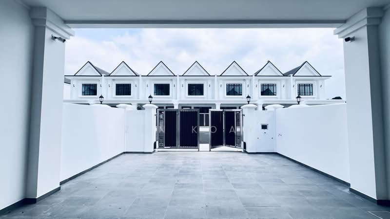 2-storey Terraced House for Sale in Bandar Seri Alam (Masai) - Zen Koay - Exterior - PropertyGuru.com.my