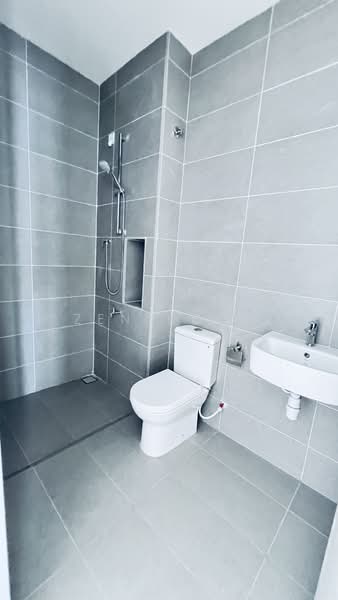 2-storey Terraced House for Sale in Bandar Seri Alam (Masai) - Zen Koay - Bathroom - PropertyGuru.com.my