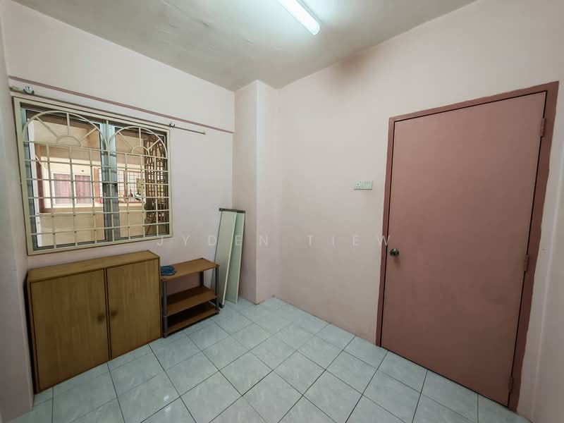 Pangsapuri untuk Disewa di Sri Ria Apartments - Jyden Tiew - PropertyGuru.com.my