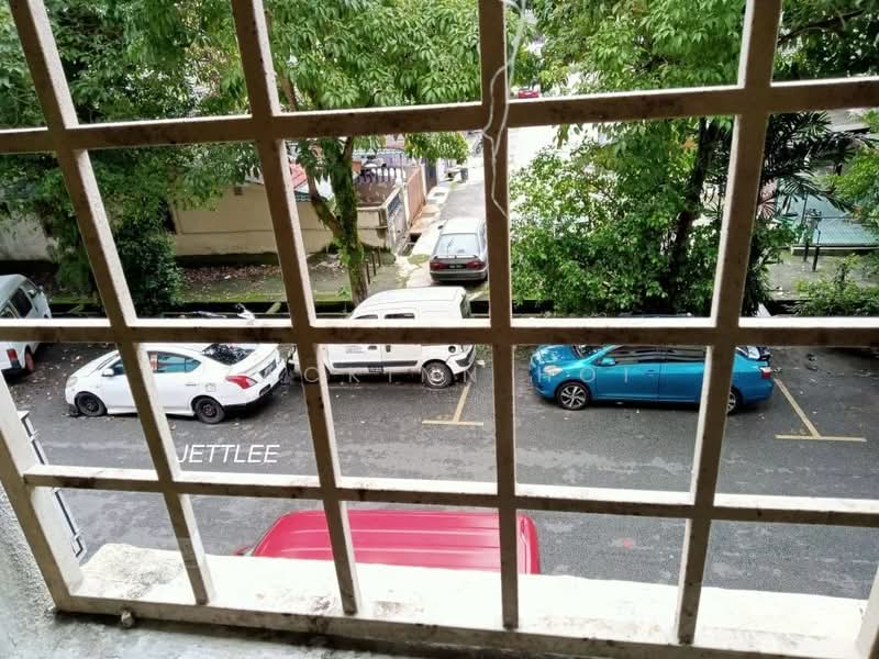 Apartment for Rent at Pangsapuri Perdana Villa - Zackinn Hoi - Car Park - PropertyGuru.com.my