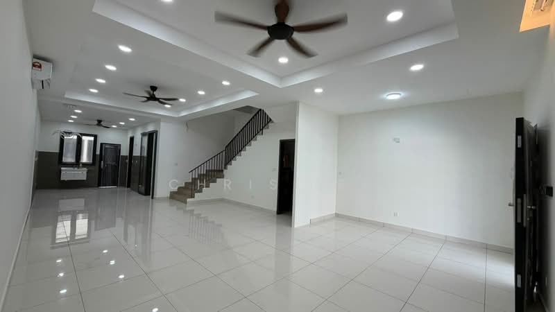 2-storey Terraced House for Rent in Alam Impian (Shah Alam) - Chris Lee - Living Room - PropertyGuru.com.my