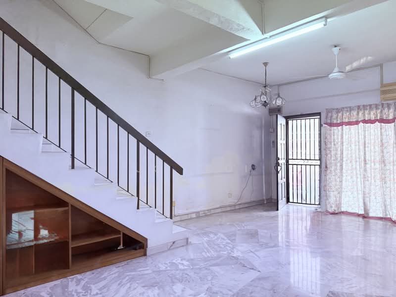Rumah Teres 3 Tingkat untuk Dijual di Jalan Kuching (Kuala Lumpur) - JC Looi - Living Room - PropertyGuru.com.my