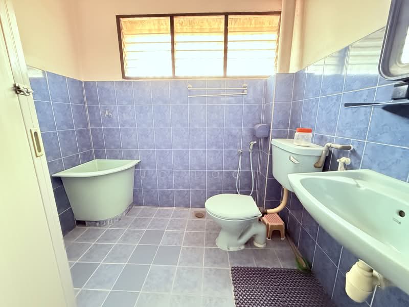 Rumah Teres 3 Tingkat untuk Dijual di Jalan Kuching (Kuala Lumpur) - JC Looi - Bathroom - PropertyGuru.com.my