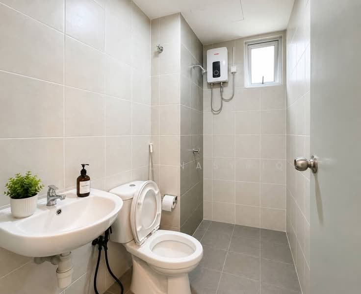 Service Residence for Rent at Residensi MH Platinum 2 - Amirul Nasyriq - Bathroom - PropertyGuru.com.my