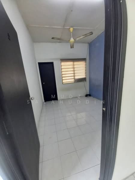 Semi-Detached House for Sale in Kota Perdana (Seri Kembangan) - Mudz Salahuddin - Interior - PropertyGuru.com.my