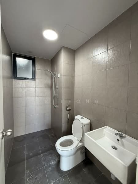 Kondominium untuk Disewa di Seruni Residence - CK Teong - Bathroom - PropertyGuru.com.my