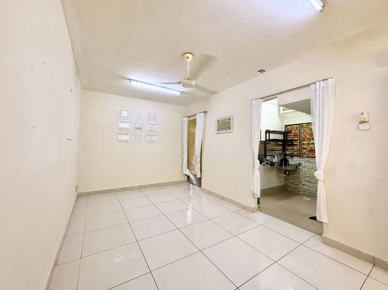 Apartment for Sale at Pangsapuri Semarak - Amirul Nasyriq - Living Room - PropertyGuru.com.my