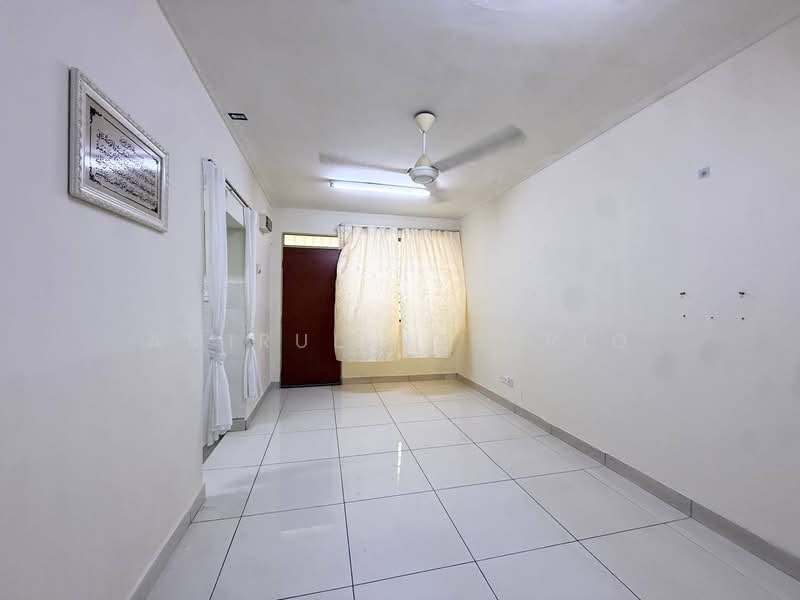 Apartment for Sale at Pangsapuri Semarak - Amirul Nasyriq - Living Room - PropertyGuru.com.my