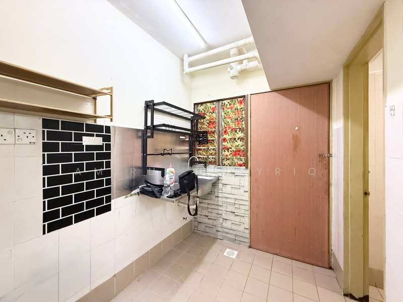 Apartment for Sale at Pangsapuri Semarak - Amirul Nasyriq - Kitchen - PropertyGuru.com.my