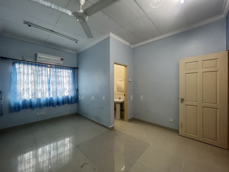 Rumah Teres 2 Tingkat untuk Dijual di Bandar Tun Hussein Onn (Cheras) - Max Lee - Interior - PropertyGuru.com.my