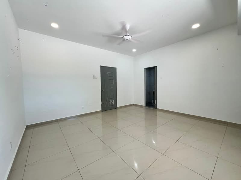 Rumah Teres 2 Tingkat untuk Dijual di Taman Bukit Kempas (Tampoi) - Sean Lau - Interior - PropertyGuru.com.my