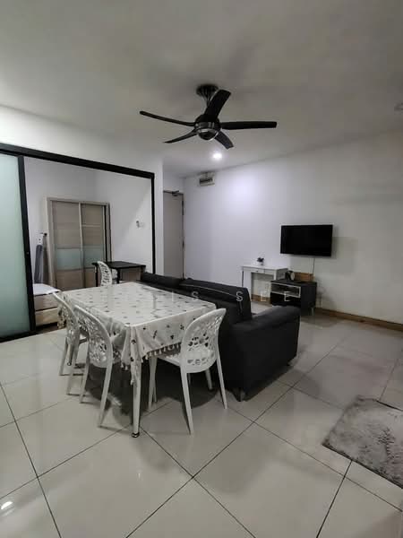 Servis Apartment untuk Disewa di KL Gateway Residences - Felis See - Living Room - PropertyGuru.com.my