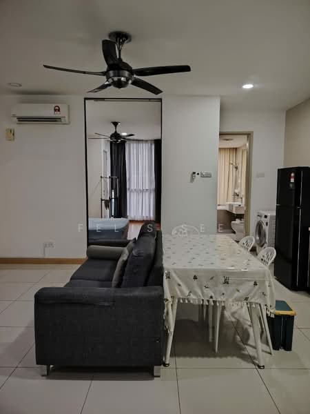Servis Apartment untuk Disewa di KL Gateway Residences - Felis See - Living Room - PropertyGuru.com.my