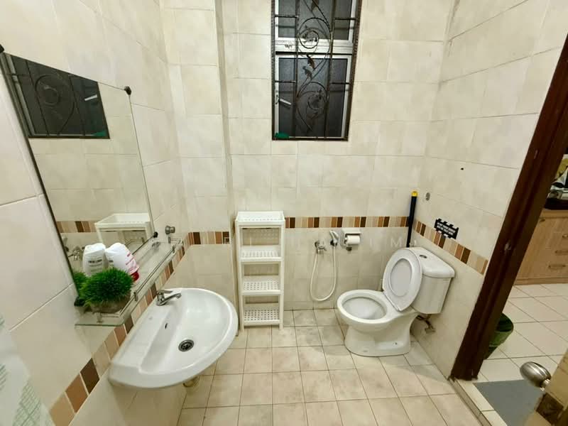 Rumah Teres 2 Tingkat untuk Dijual di Seksyen 7 (Shah Alam) - Hairi Halim - PropertyGuru.com.my