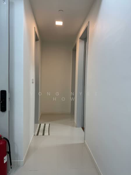 Service Residence for Rent at Edelweiss @ Tropicana Gardens - Vong Nyee How - Corridor - PropertyGuru.com.my