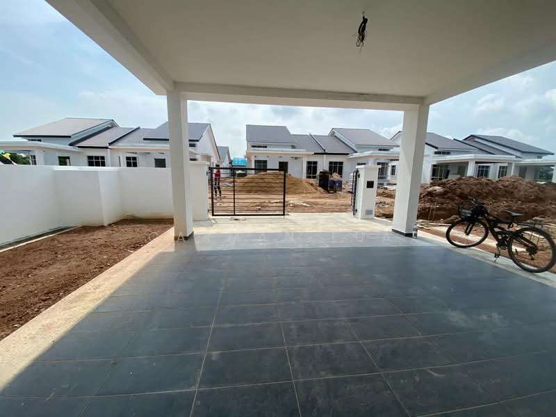 Semi-Detached House for Sale in Taman Seri Pandan (Balai Panjang) - Carman Lua - Exterior - PropertyGuru.com.my