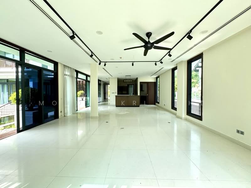 Rumah Banglo untuk Dijual di Bukit Jelutong (Shah Alam) - Mohd Zakri Mohd Zamberi - Living Room - PropertyGuru.com.my