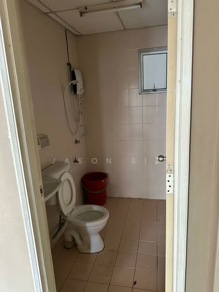Pangsapuri untuk Dijual di Prima Regency - Jason Sim - Bathroom - PropertyGuru.com.my