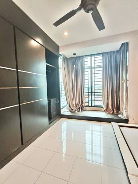 Pangsapuri untuk Dijual di Perling Apartment - Ee Fong Toh - Bedroom - PropertyGuru.com.my
