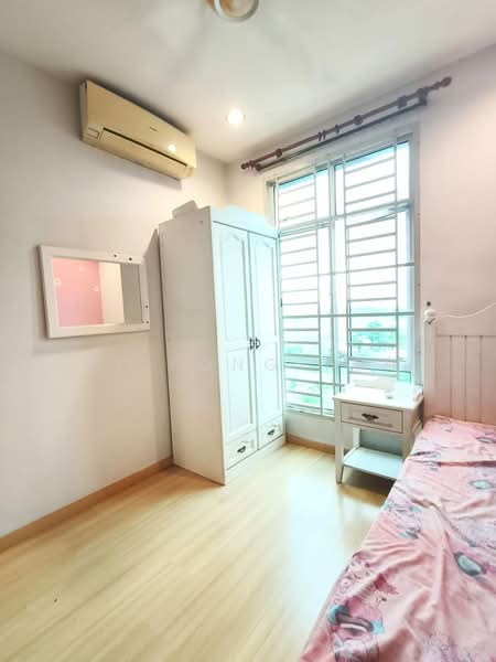 Pangsapuri untuk Dijual di Perling Apartment - Ee Fong Toh - Bedroom - PropertyGuru.com.my