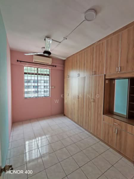 Condominium for Rent at pelangi condominium - Kai kwang Wan - Bedroom - PropertyGuru.com.my