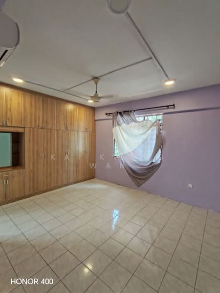 Condominium for Rent at pelangi condominium - Kai kwang Wan - Bedroom - PropertyGuru.com.my