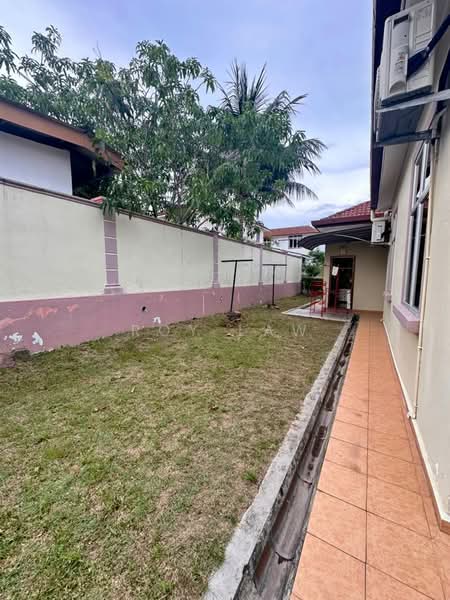 Rumah Banglo untuk Disewa di Bandar Springhill (Port Dickson) - Roy Law - Exterior - PropertyGuru.com.my