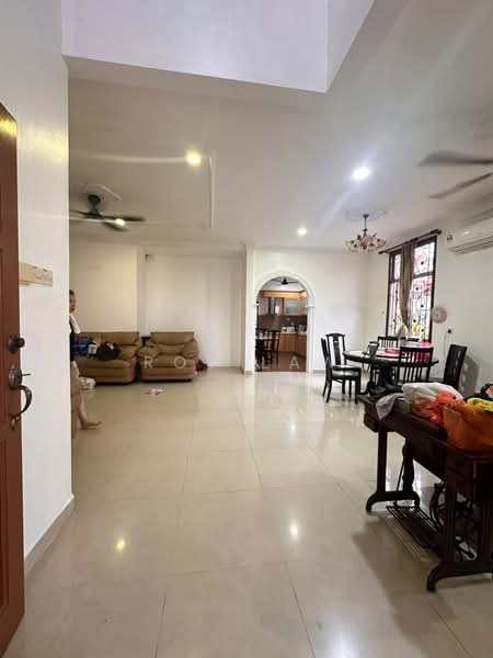 Rumah Banglo untuk Disewa di Bandar Springhill (Port Dickson) - Roy Law - Living Room - PropertyGuru.com.my