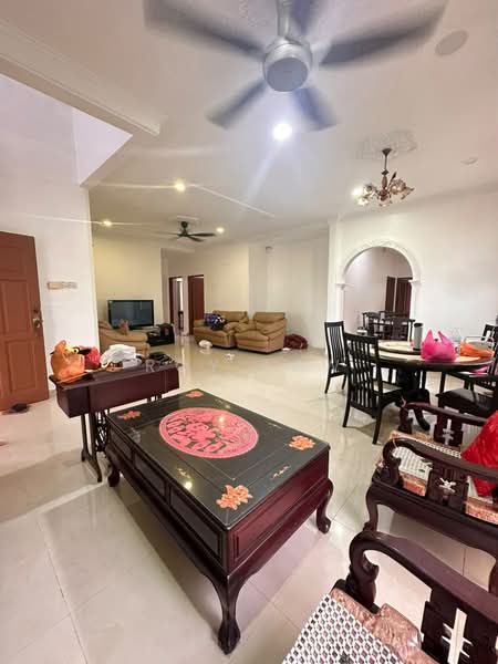 Rumah Banglo untuk Disewa di Bandar Springhill (Port Dickson) - Roy Law - Living Room - PropertyGuru.com.my