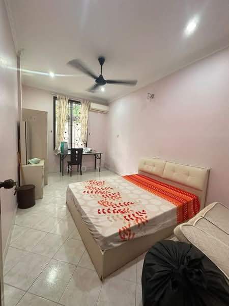 Rumah Banglo untuk Disewa di Bandar Springhill (Port Dickson) - Roy Law - Bedroom - PropertyGuru.com.my