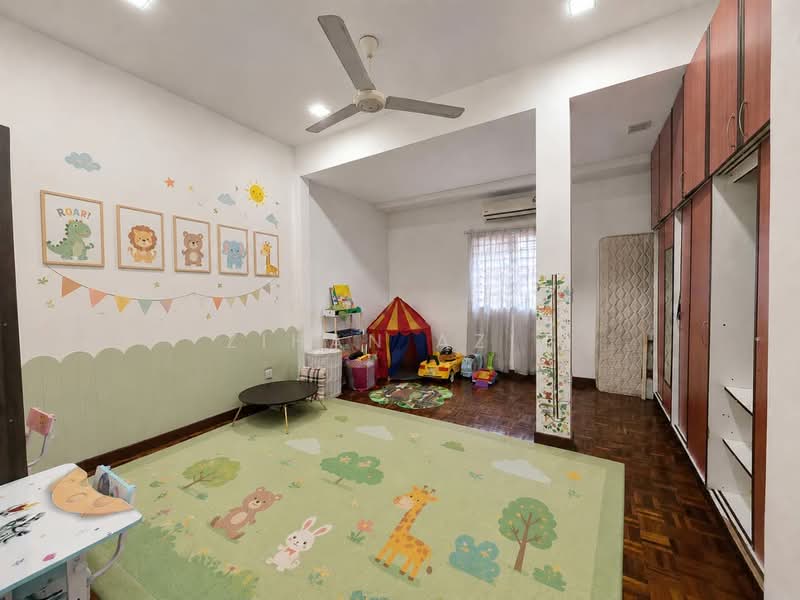 2-storey Terraced House for Sale in Seksyen 8 (Shah Alam) - Zihan Aziz - Interior - PropertyGuru.com.my