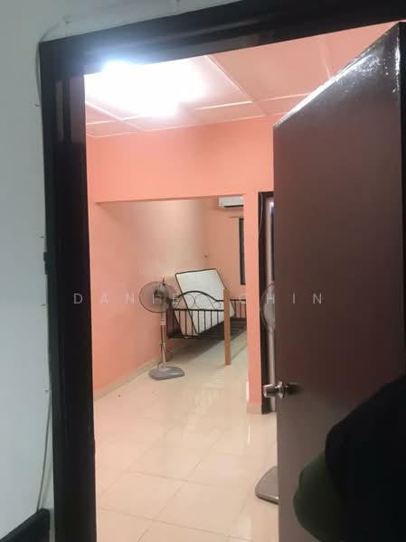 2-storey Terraced House for Sale in Taman Bukit Indah (Ulu Kelang) - Daniel Chin - Bedroom - PropertyGuru.com.my