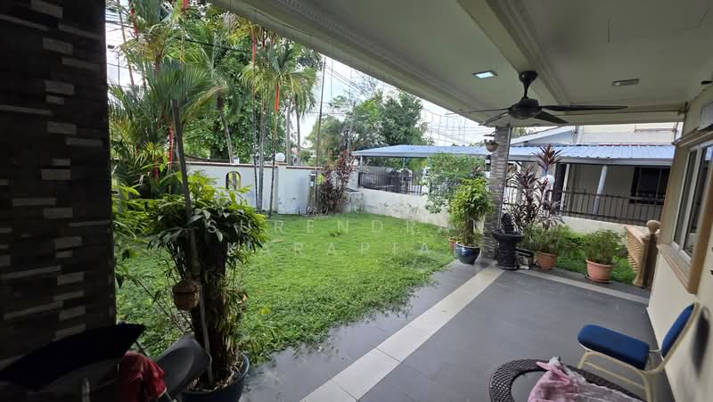 Semi-Detached House for Sale in Klang (Selangor) - Surendran Karapiah - Exterior - PropertyGuru.com.my