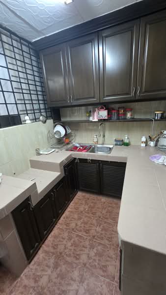 Semi-Detached House for Sale in Klang (Selangor) - Surendran Karapiah - PropertyGuru.com.my