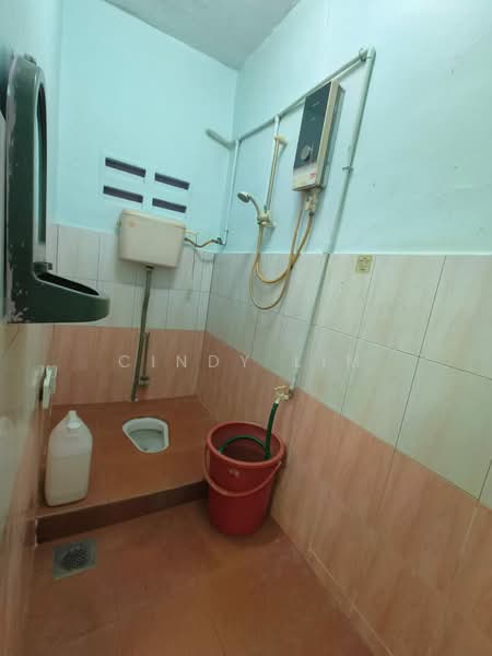 Rumah Teres 2 Tingkat untuk Dijual di Taman Skudai Baru (Skudai) - Cindy Lim - Bathroom - PropertyGuru.com.my